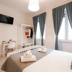Winkler Apartment Rom